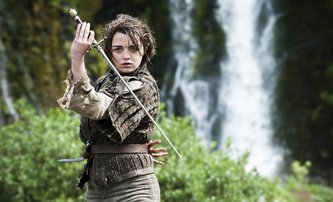 Hra o trůny: Maisie Williams dotočila a možná uveřejnila spoiler | Fandíme filmu