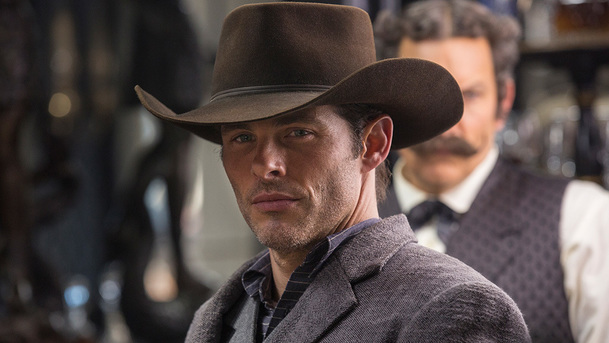 James Marsden alias Teddy o své roli ve Westworldu | Fandíme serialům