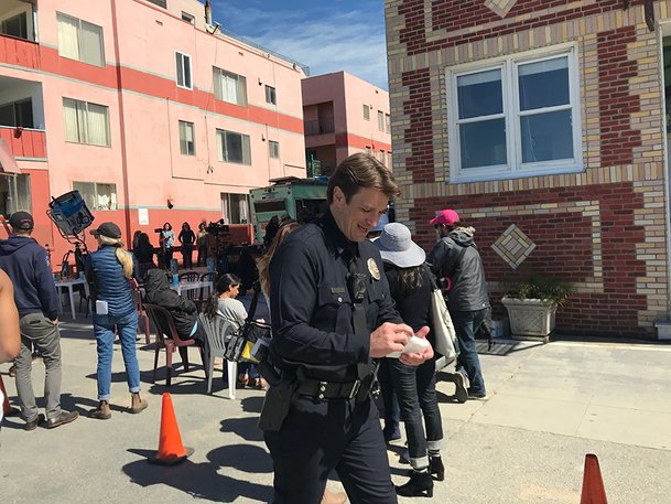 The Rookie: Nathan Fillion opět bojuje proti bezpráví | Fandíme serialům