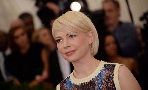 Sam Rockwell a Michelle Williams se sejdou v minisérii | Fandíme serialům