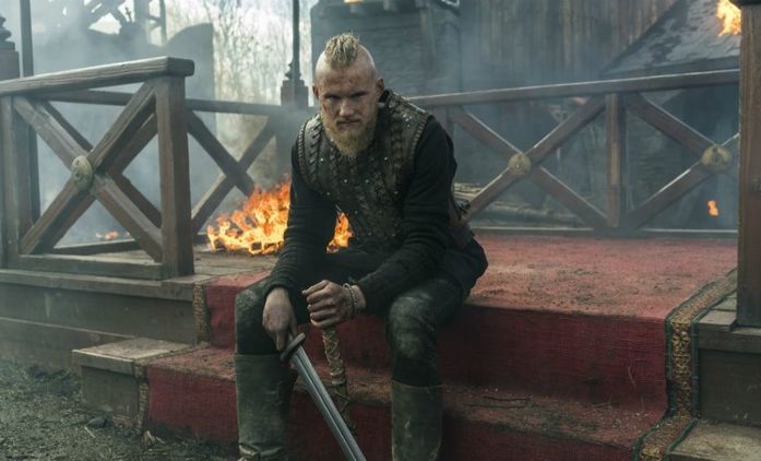 Vikingové: Alexander Ludwig trpí nahrazováním kaskadéry | Fandíme seriálům