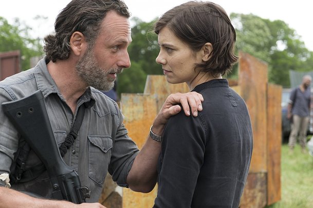 Živí mrtví: Lauren Cohan promluvila o osudu Maggie | Fandíme serialům