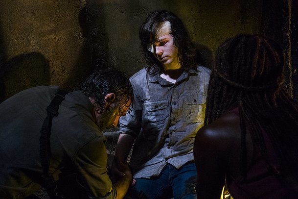 Živí mrtví: To nejdůležitější mi řekli až před natáčením, říká Chandler Riggs | Fandíme serialům