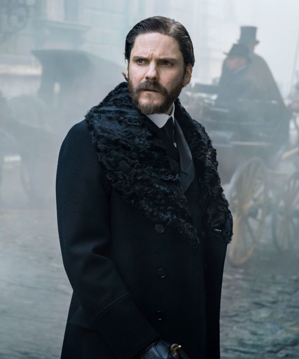 Angel of Darkness: Sequel The Alienist potvrzen | Fandíme serialům