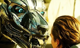 A.X.L.: Robotické psisko řádí v trojici preview klipů | Fandíme filmu