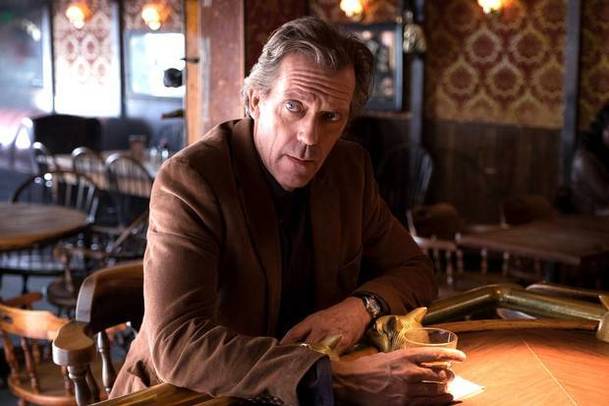 Avenue 5: Hugh Laurie míří do vesmíru | Fandíme serialům