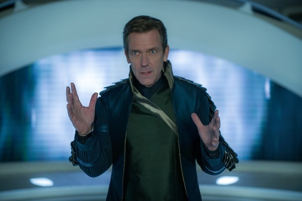 Avenue 5: Hugh Laurie míří do vesmíru | Fandíme serialům