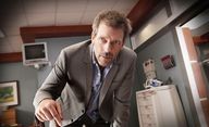 Proč nepožádali Evanse?: Hugh Laurie natočí adaptaci mysteriózního příběhu Agathy Christie | Fandíme filmu