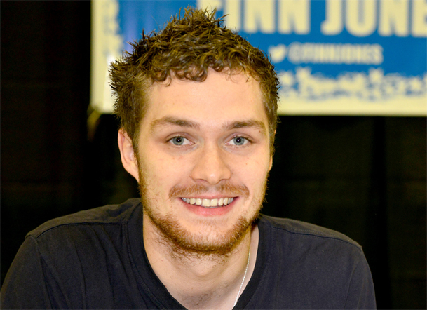 Hra o trůny: Finn Jones (Ser Loras) předpovídá konec 8. série | Fandíme serialům