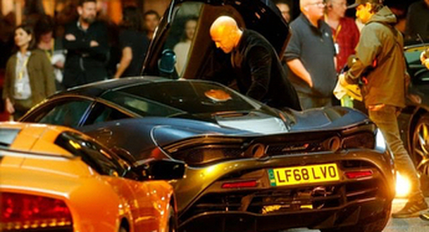 Hobbs and Shaw: První fotky ze spin-offu Rychle a zběsile | Fandíme filmu