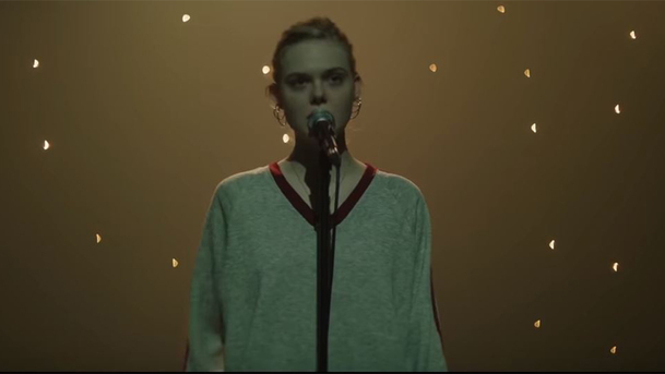 Teen Spirit: Elle Fanning zakusí trnitou cestu ke slávě | Fandíme filmu