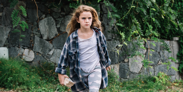 Freaks: Emile Hirsch drží dceru pod zámkem v novém traileru psychologického thrilleru | Fandíme filmu