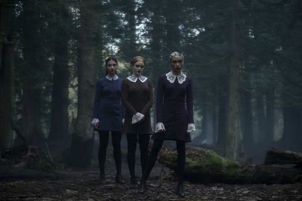 Chilling Adventures of Sabrina: Hororový teaser a nové fotky | Fandíme serialům