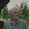 The Mule: Clint Eastwood je ještě jednou za drsňáka v prvním traileru | Fandíme filmu