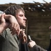 Apostle: Nová upoutávka znepokojivě leze pod kůži | Fandíme filmu