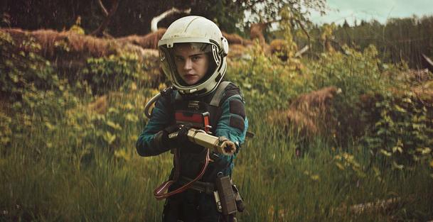 Prospect: Westernová sci-fi vypadá v delším traileru parádně | Fandíme filmu