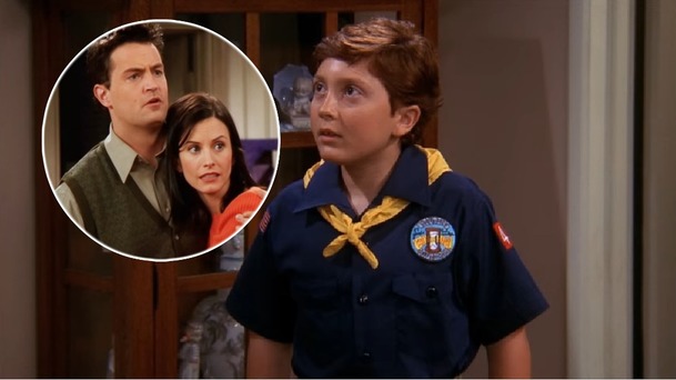 Přátelé: Jak dnes vypadá kluk, jemuž Chandler vyzradil, že je adoptovaný? | Fandíme serialům