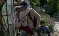 Bird Box: Sandra Bullock v mrazivém traileru | Fandíme filmu