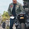 Top Gun: Maverick - Cruise a Connelly na fotkách z natáčení | Fandíme filmu