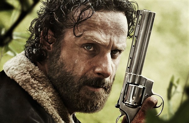 Živí mrtví: Rick Grimes se vrátí ve filmové trilogii | Fandíme serialům