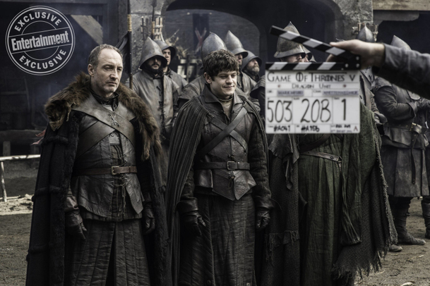 Hra o trůny: Doposud nezveřejněné zákulisní fotky! | Fandíme serialům