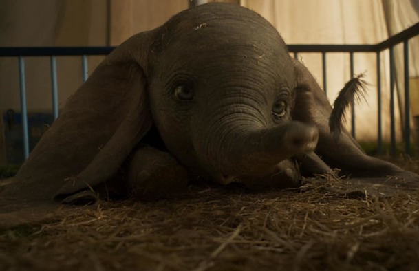 Dumbo: Nový trailer na rodinnou podívanou  Tima Burtona | Fandíme filmu