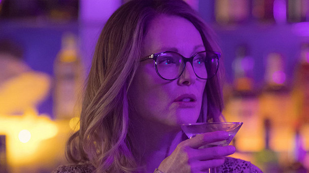 Gloria Bell: Padesátnice Julianne Moore znovu hledá lásku | Fandíme filmu