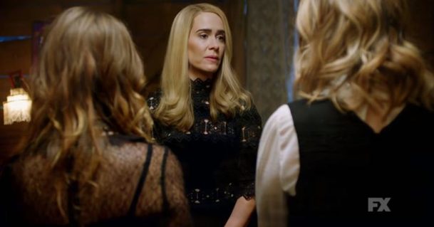 AHS: Apocalypse: Recenze | Fandíme serialům