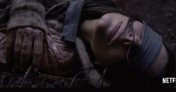 Bird Box: Postapokalyptický thriller se Sandrou Bullock je rekordní | Fandíme filmu