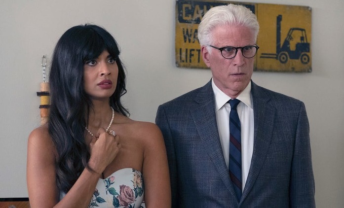 Z hvězdy The Good Place si skvěle vystřelili přímo na červeném koberci | Fandíme seriálům