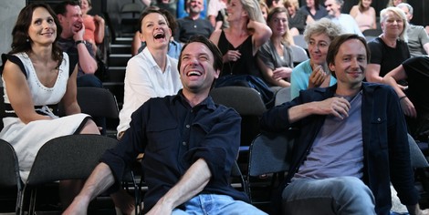 Zkáza Dejvického divadla: Česká televize vypustila datum ... Hra O Trůny Premiéra