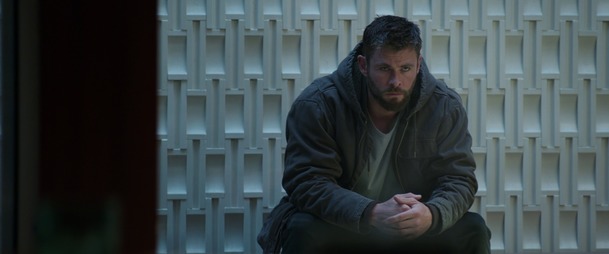 Avengers: Endgame: Původní šestka na společné fotce a nová synopse | Fandíme filmu