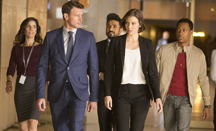 Whiskey Cavalier: Datum premiéry seriálu natáčeného v Česku | Fandíme seriálům