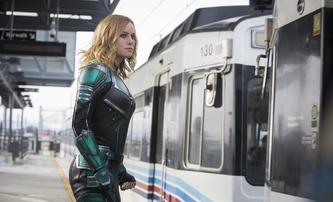 Captain Marvel: Koho hraje Jude Law a ukázky uvedené na CCXP | Fandíme filmu