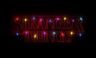 Stranger Things: Hvězdy seriálu přejí veselé Vánoce | Fandíme filmu