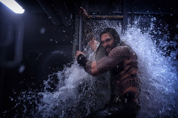 Box Office: Aquaman drží DC nad vodou | Fandíme filmu