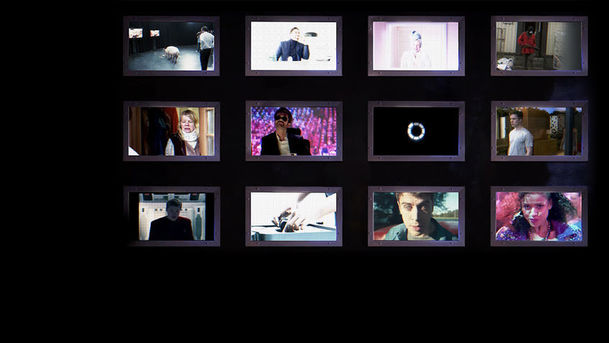 Black Mirror: Bandersnatch: Trailer na film, kde rozhodnete o vývoji děje | Fandíme filmu