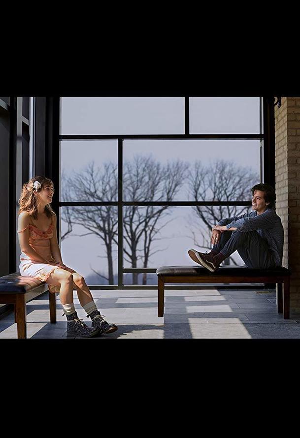 Five Feet Apart - milostný příběh, kterému nepřál osud | Fandíme filmu