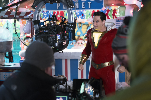 Shazam!: Další trailer na obzoru, teď jsou tu nové fotky | Fandíme filmu