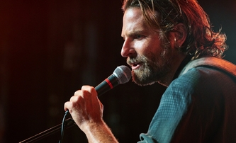 Bleskovky: Bradley Cooper se spojí s geniálním P.T. Andersonem | Fandíme filmu