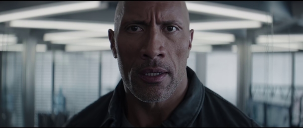 Hobbs & Shaw: The Rock bez Vina Diesela je v prvním traileru ještě zběsilejší | Fandíme filmu