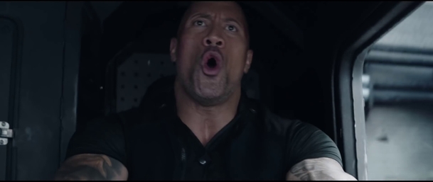 Hobbs & Shaw: The Rock bez Vina Diesela je v prvním traileru ještě zběsilejší | Fandíme filmu