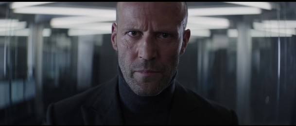 Hobbs & Shaw: The Rock bez Vina Diesela je v prvním traileru ještě zběsilejší | Fandíme filmu