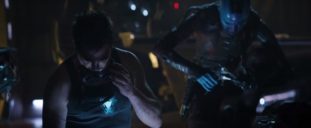 Avengers: Endgame: Tým opět spolu v nas*ané Super Bowl ukázce | Fandíme filmu