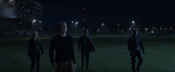 Avengers: Endgame: Tým opět spolu v nas*ané Super Bowl ukázce | Fandíme filmu