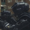 Code 8: První akční ukázka z robotické sci-fi ve stylu Neilla Blomkampa | Fandíme filmu