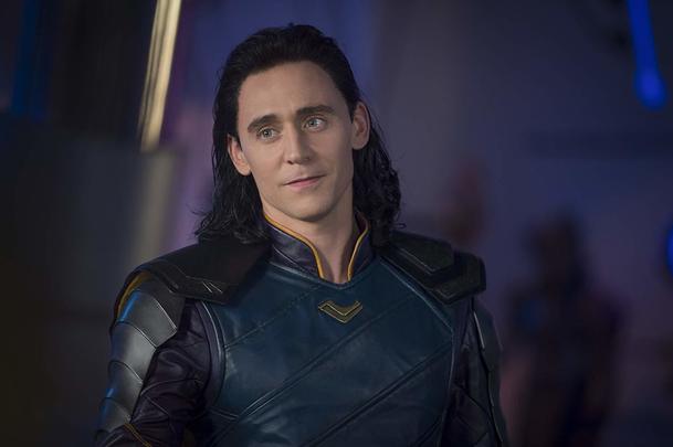 Loki: Nový příběh Thorova bratra odhalil logo a potenciální zasazení děje | Fandíme filmu