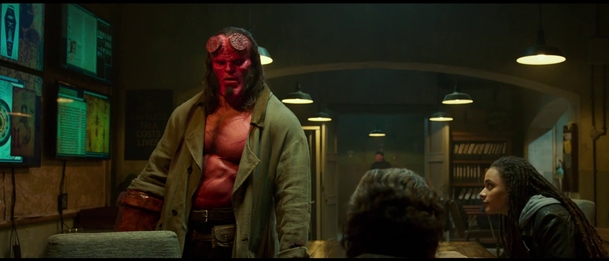 Hellboy: Nový trailer za zvuků hudby slibuje nefalšované, epické peklo na Zemi | Fandíme filmu