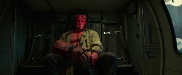 Hellboy: Nový trailer za zvuků hudby slibuje nefalšované, epické peklo na Zemi | Fandíme filmu