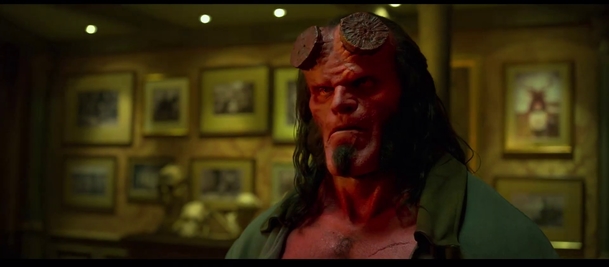 Hellboy: Nový trailer za zvuků hudby slibuje nefalšované, epické peklo na Zemi | Fandíme filmu